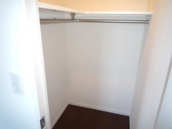 ラグゼガーデン松原の物件内観写真